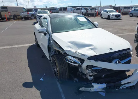 2021 Mercedes-Benz C 300 Coupe z USA, uszkodzony, nr VIN W1KWJ8DB8MG089773